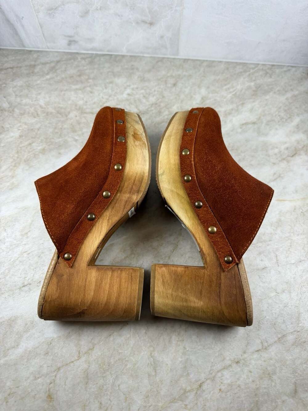 Five Worlds Brown Suede Studded Wooden Clog Heels Size 7 Boho Mules - Picture 3 of 9